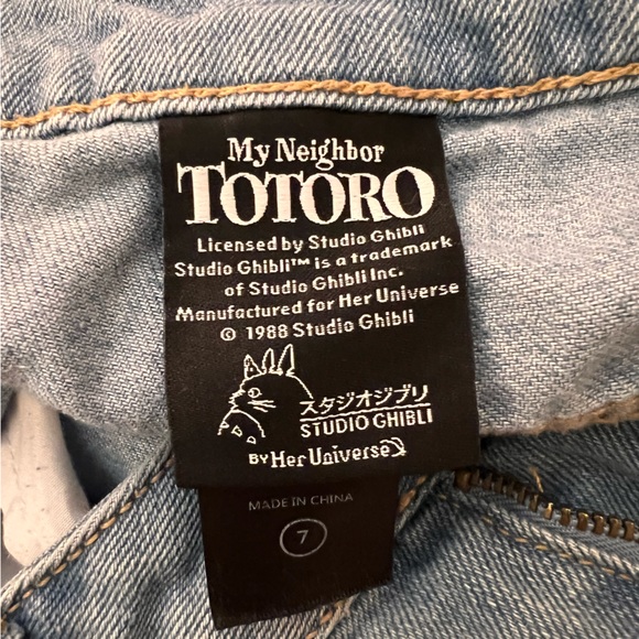 My Neighbor Totoro size 7 Embroidered Patch High Waisted Jean Shorts Blue - Picture 2 of 7